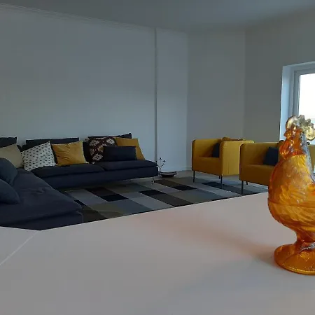 Terrace Overlooking The Tagus River - Spacious And Modern * Almada