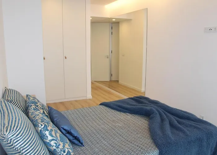 Daire Terrace Overlooking The Tagus River - Spacious And Modern