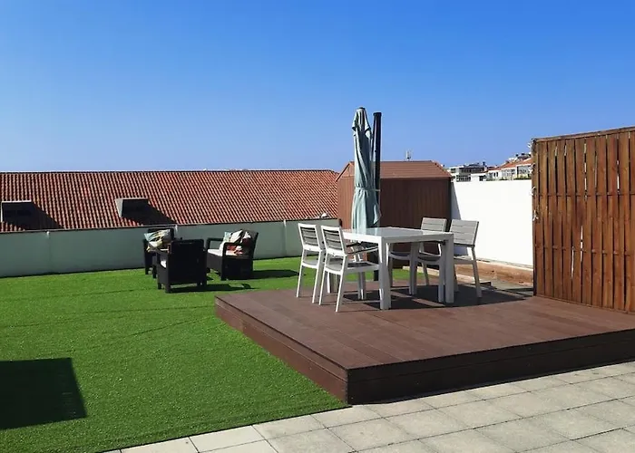 Terrace Overlooking The Tagus River - Spacious And Modern Daire Almada