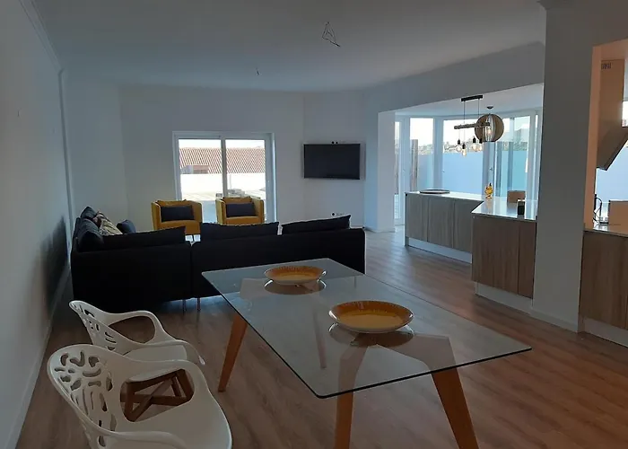 Daire Terrace Overlooking The Tagus River - Spacious And Modern *