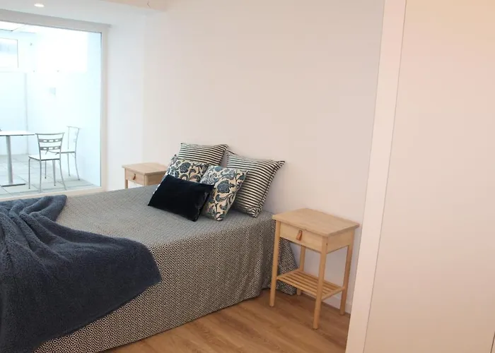 Terrace Overlooking The Tagus River - Spacious And Modern Daire Almada
