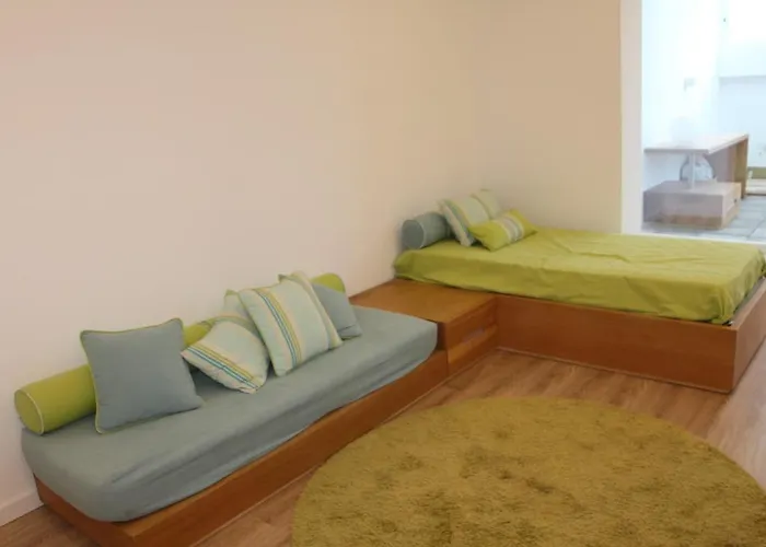 Daire Terrace Overlooking The Tagus River - Spacious And Modern Almada