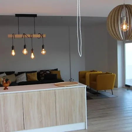 Appartement Terrace Overlooking The Tagus River - Spacious And Modern