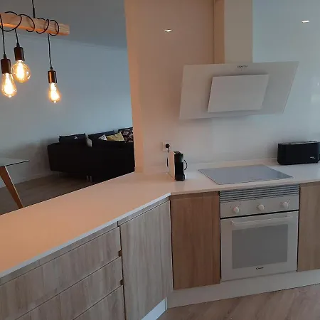 Terrace Overlooking The Tagus River - Spacious And Modern Appartement Almada