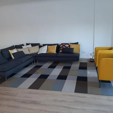 Terrace Overlooking The Tagus River - Spacious And Modern *