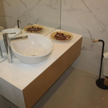 Appartement Terrace Overlooking The Tagus River - Spacious And Modern