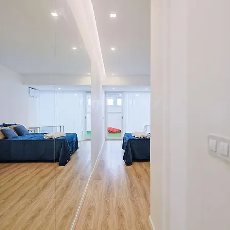 Appartement Terrace Overlooking The Tagus River - Spacious And Modern Almada