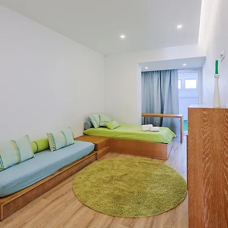 Appartement Terrace Overlooking The Tagus River - Spacious And Modern