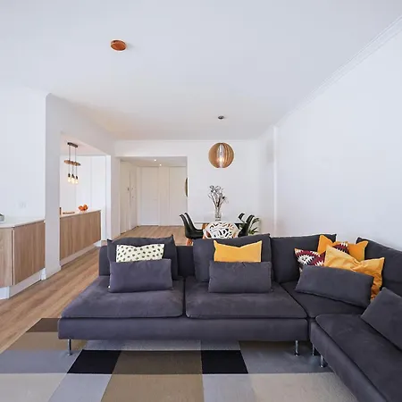 Terrace Overlooking The Tagus River - Spacious And Modern Appartement *